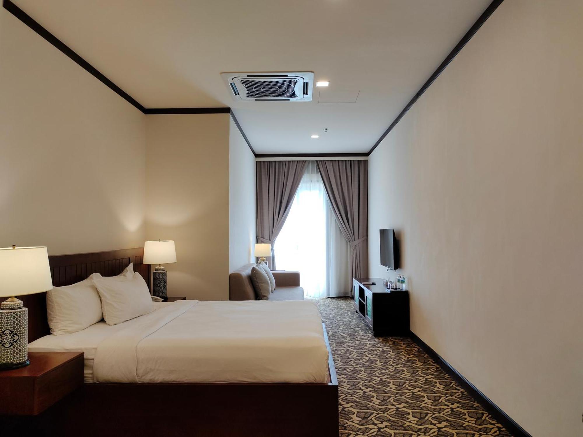 Riviera Suites Melaka Exterior photo
