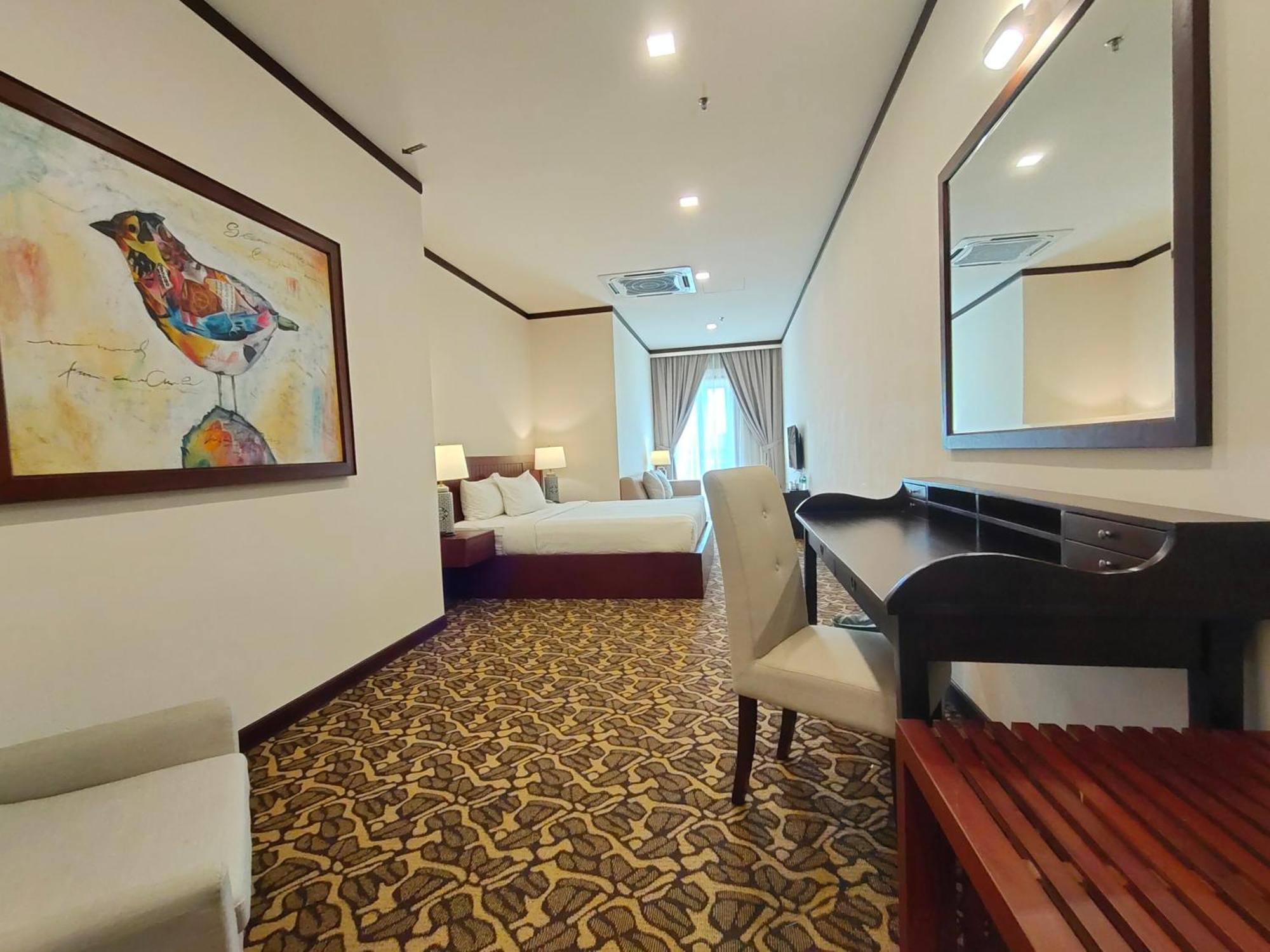 Riviera Suites Melaka Exterior photo